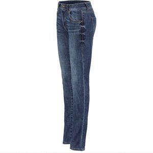 Cabi jeans. “Dover curvy skinny”